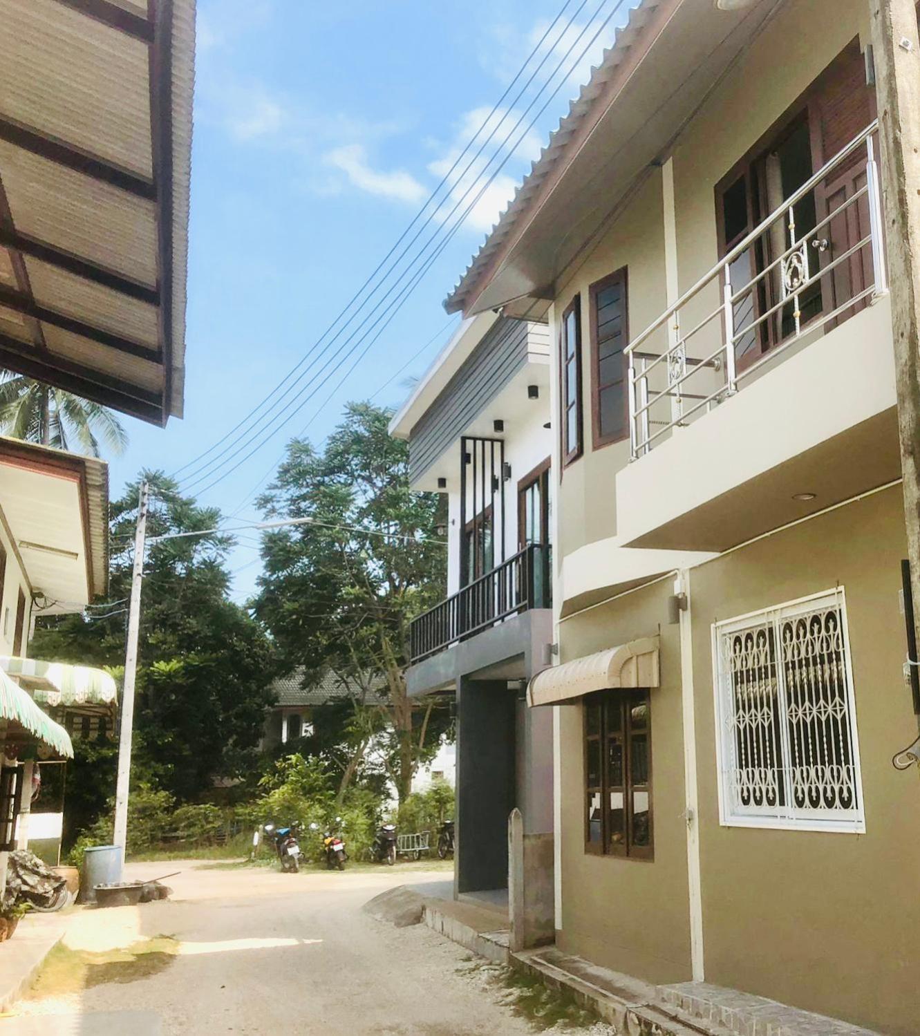 Baan Jubjub Chaloklum Apartment Exterior photo